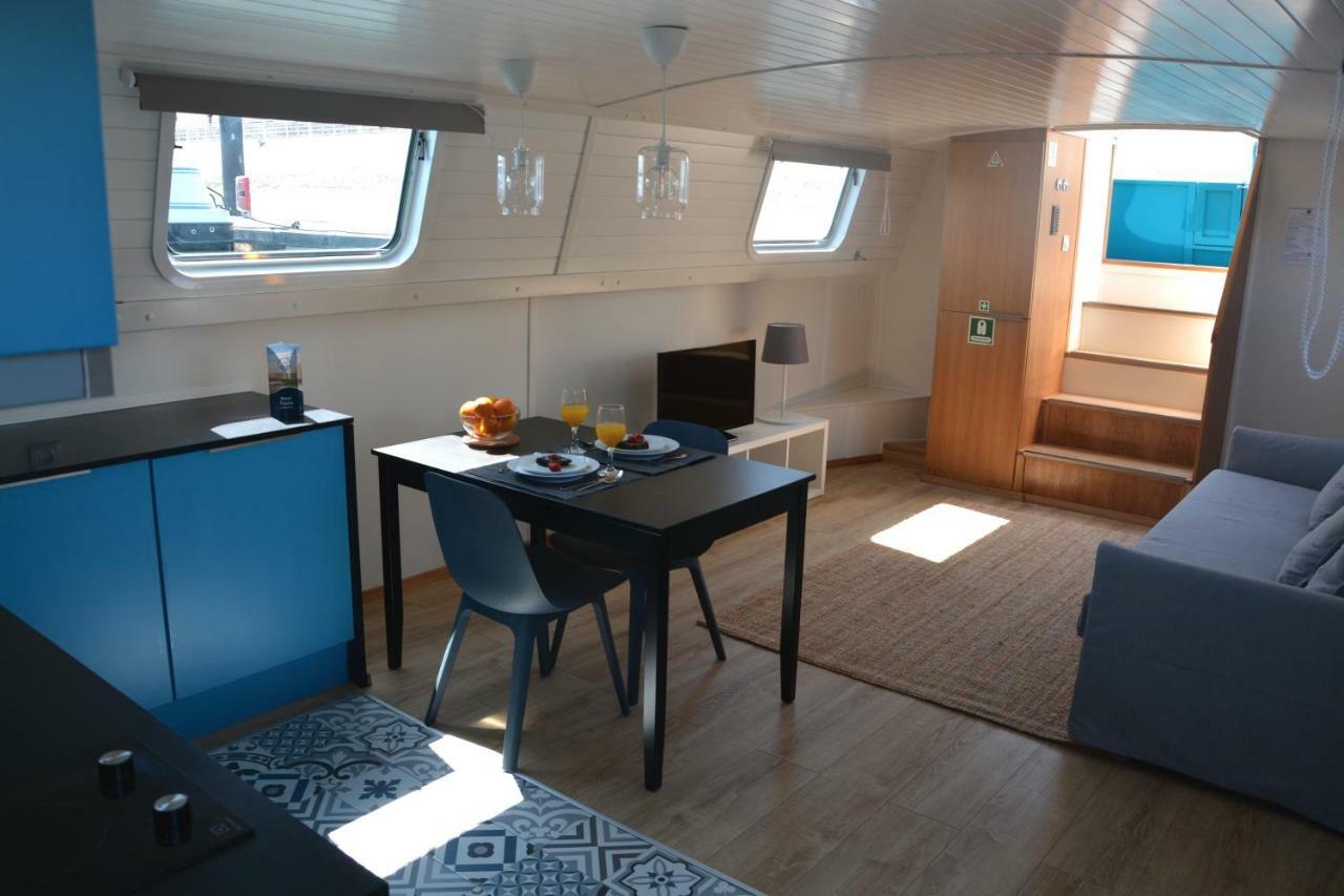 Bateau-hôtel Tagus Marina *
