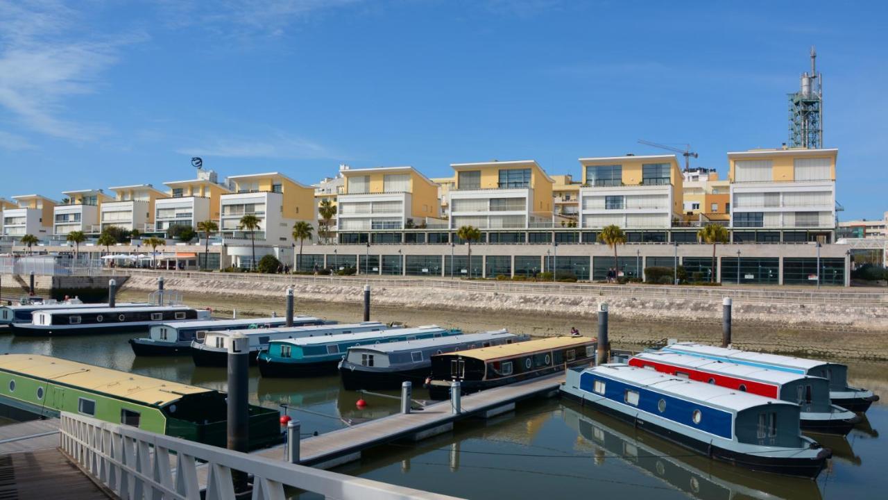 Tagus Marina Bateau-hôtel Lisboa